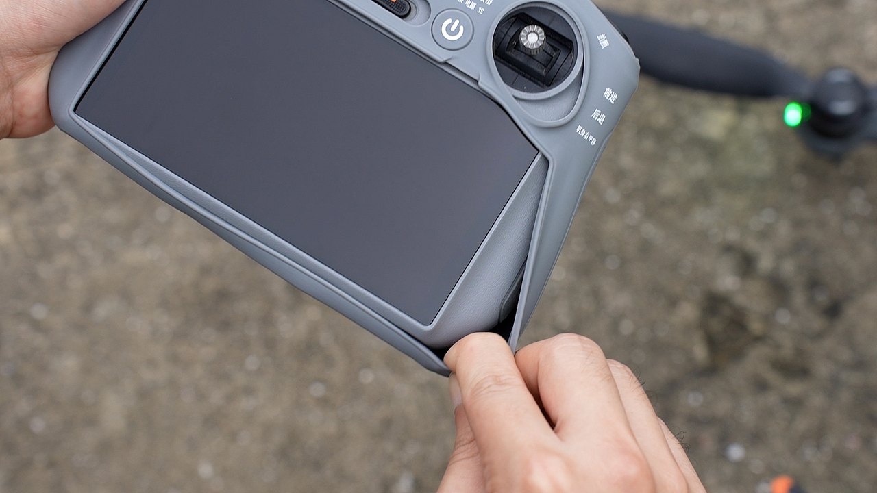 跨境电商视频-DJI RC2遥控器硅胶保护套（图ZMzk0ODUyMTg0） - 产品摄影 - 站酷设计师何旅升原创素材 - 站酷ZCOOL