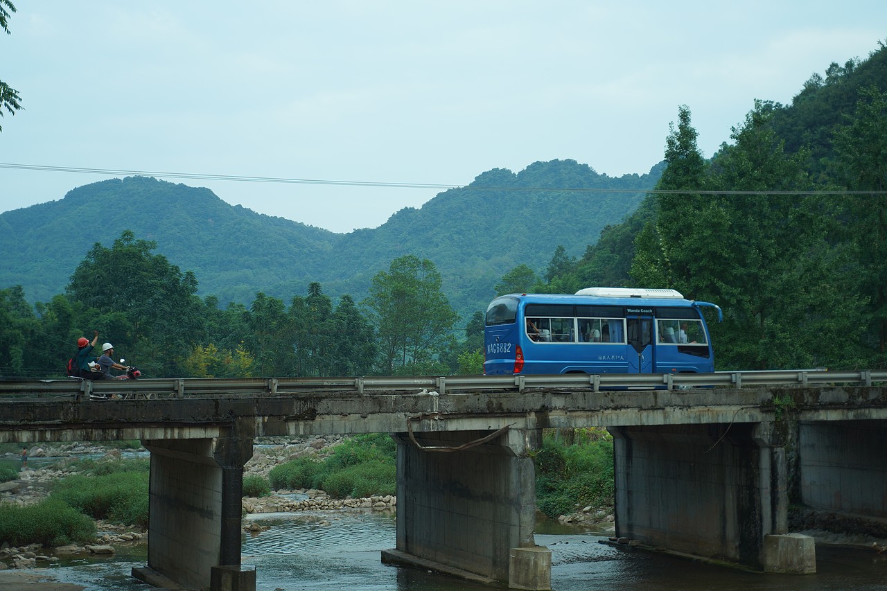 《老杜》后催泪新作，意类打动观众的秘诀是什么？（图ZMzk0ODY0NDIw） - 短片 - 站酷设计师数英奖DAwards原创素材 - 站酷ZCOOL