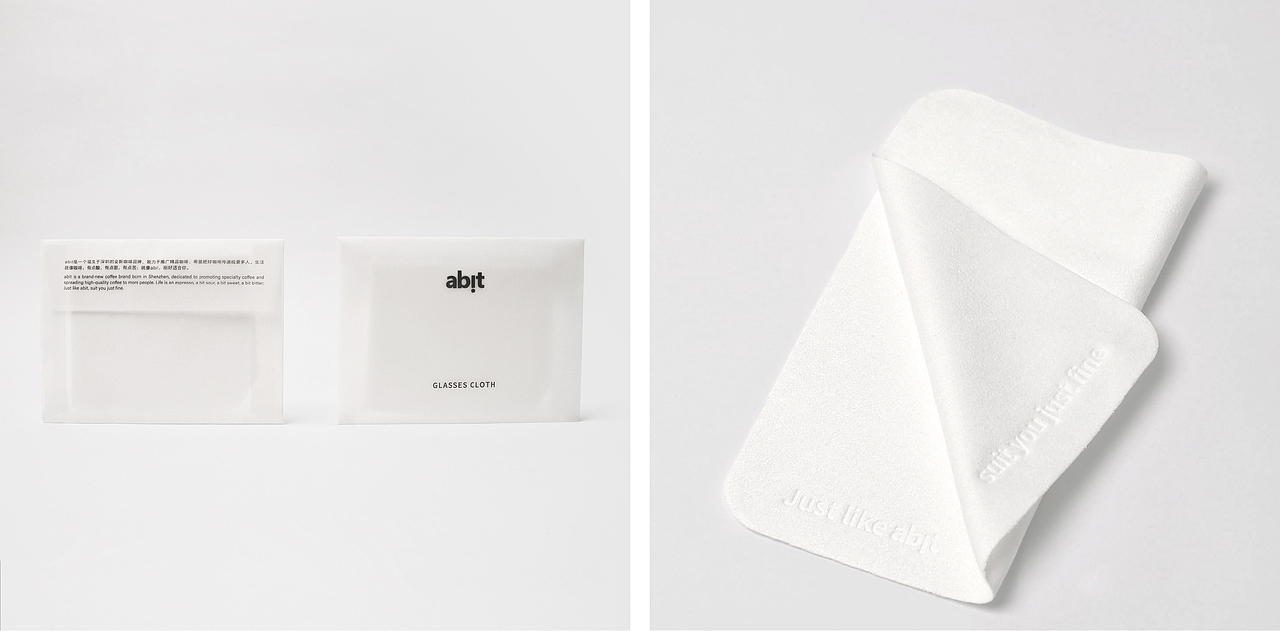 清洁布:米白色鹿皮绒材质 170MM*170MM