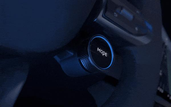 全新小鹏P7正式亮相！内外饰设计解析