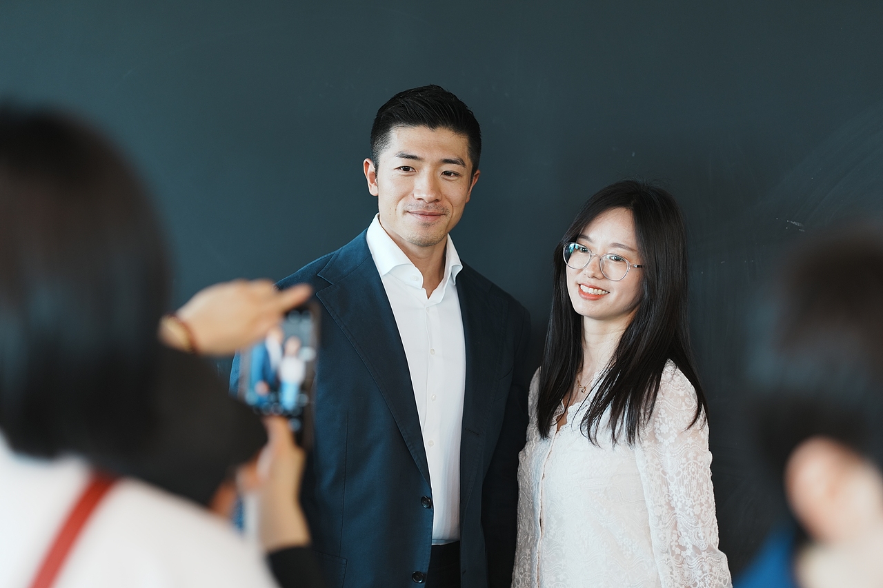 健身房开业活动照片拍摄