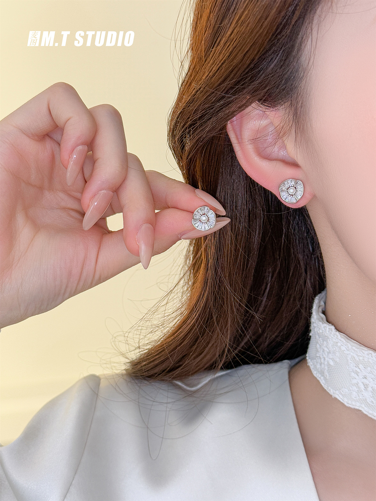 网感饰品丨手机片丨ins丨耳钉丨麦图摄影丨无头风模特