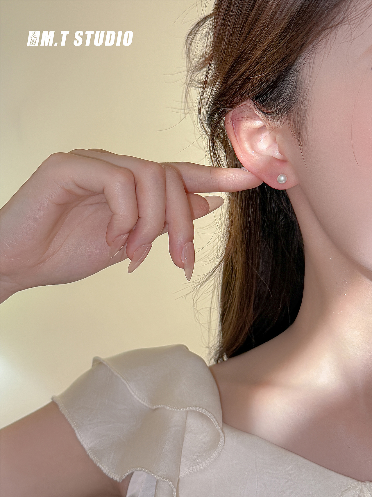 网感饰品丨手机片丨ins丨耳钉丨麦图摄影丨无头风模特