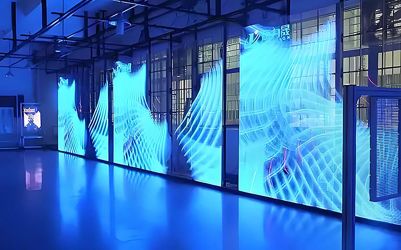 OLED透明屏制作:虚实交融的视觉革命