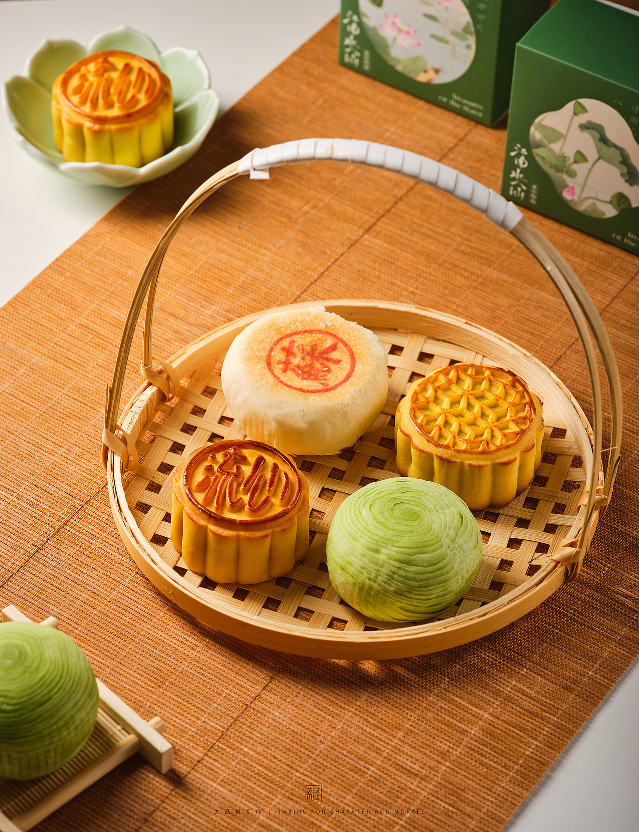 客片 | 中秋月饼礼盒（图ZMzk1MTkwNTgw） - 产品摄影 - 站酷设计师朝雨浥尘商业摄影原创素材 - 站酷ZCOOL