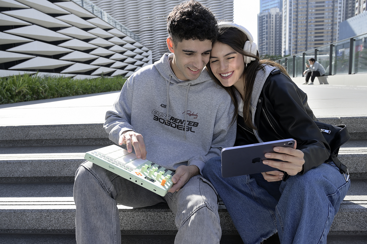 Synido TempoPAD C16（图ZMzk1MTk3MTAw） - 电子产品 - 站酷设计师设计HL原创素材 - 站酷ZCOOL