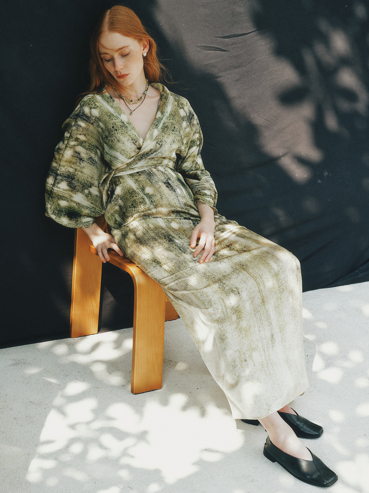 首饰摄影｜INSENSORY大片拍摄（图ZMzk1MzIxMTMy） - 时尚/艺术摄影 - 站酷设计师莫河原创素材 - 站酷ZCOOL