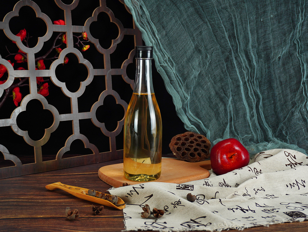 产品摄影丨亮亮的瓶~×宇打风霜（图ZMzk1MzI4OTk2） - 美食摄影 - 站酷设计师宇打风霜原创素材 - 站酷ZCOOL