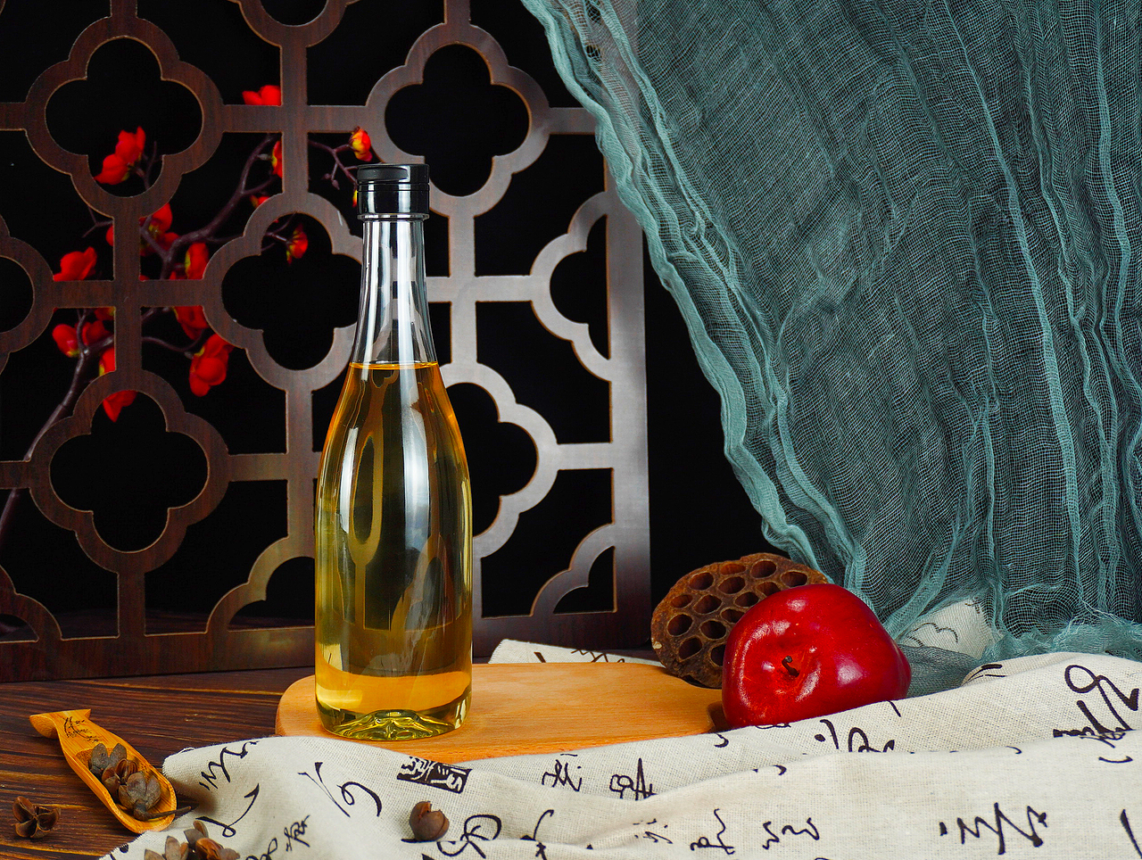 产品摄影丨亮亮的瓶~×宇打风霜（图ZMzk1MzI4OTky） - 美食摄影 - 站酷设计师宇打风霜原创素材 - 站酷ZCOOL