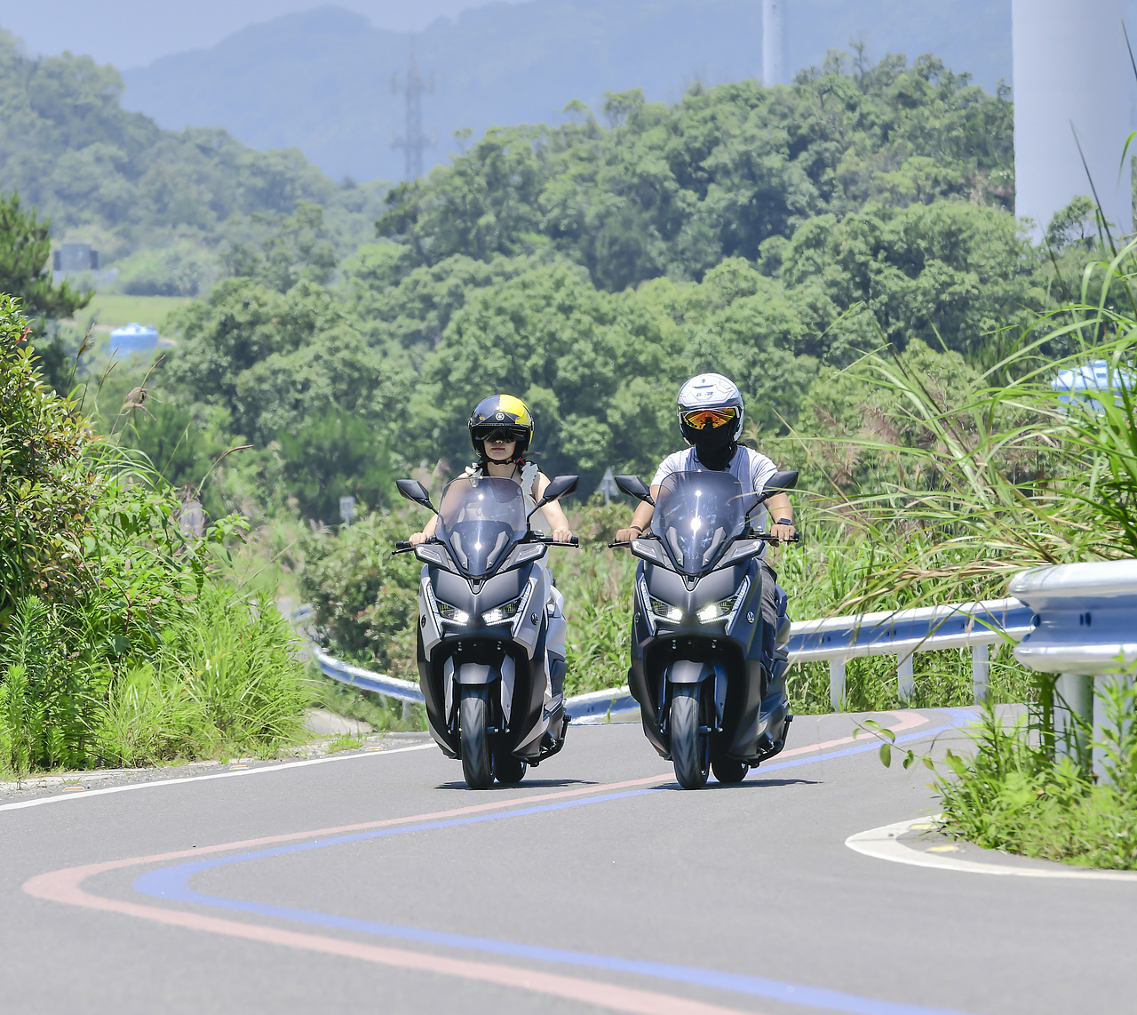 摩托车骑行拍摄（图ZMzk1MzYxNTQ4） - 产品摄影 - 站酷设计师摄影师阿明原创素材 - 站酷ZCOOL