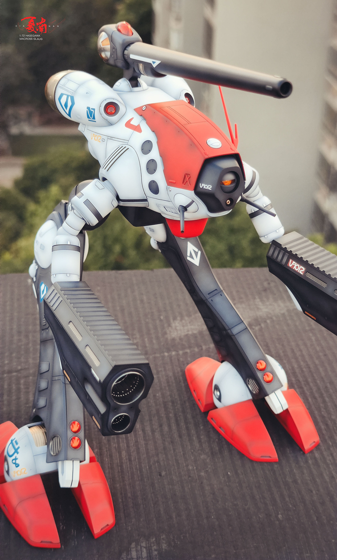 长谷川1:72 超时空要塞 GLAUG