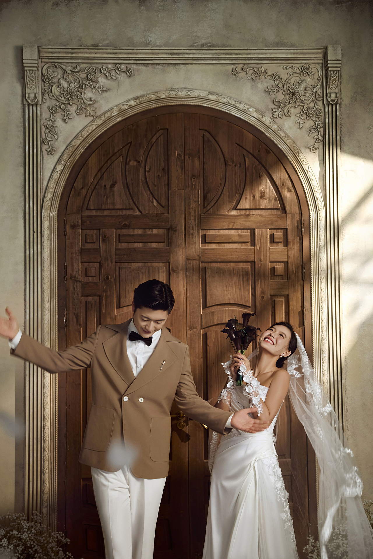 让人心动的法式婚礼～✨法式复古婚纱照（图ZMzk1NTI4NTMy） - 婚礼摄影 - 站酷设计师遇见YUJIAN原创素材 - 站酷ZCOOL