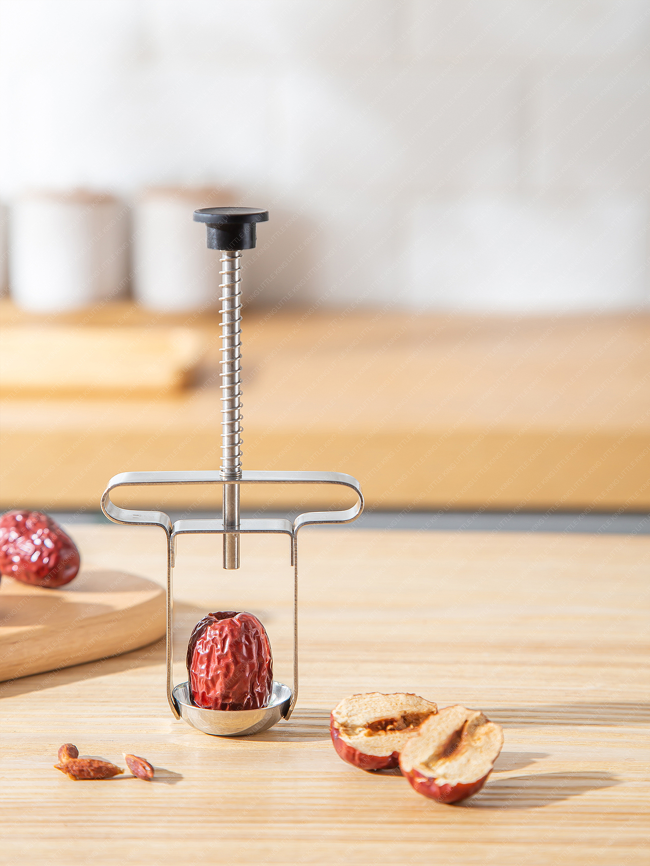 （实景拍摄）厨房小工具——红枣去核器