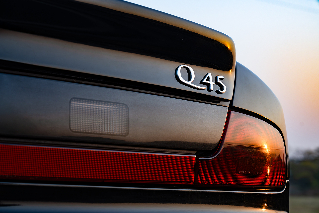 英菲尼迪-Q45（图ZMzk1NTYzNDA0） - 产品摄影 - 站酷设计师Carson_小立原创素材 - 站酷ZCOOL