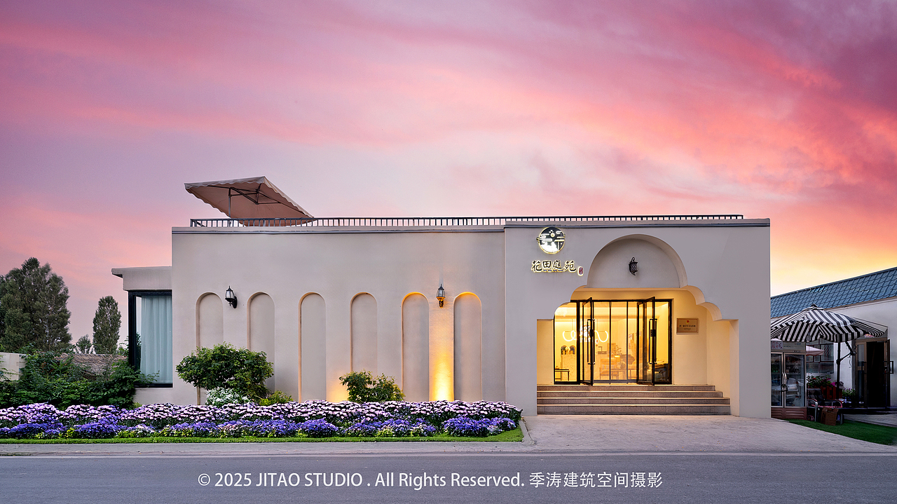 新疆酒店民宿摄影 | 晃晃村花田庭院民宿（图ZMzk1NjE4MDgw） - 环境/建筑摄影 - 站酷设计师季涛建筑摄影原创素材 - 站酷ZCOOL