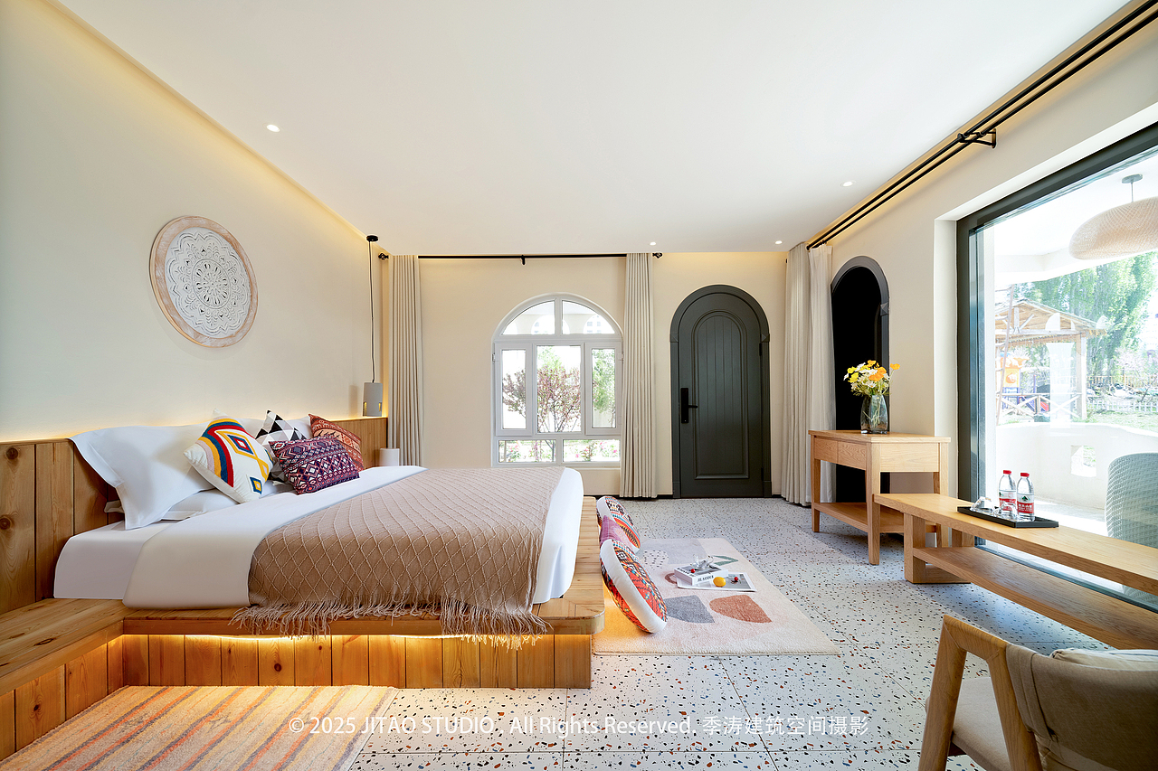 新疆酒店民宿摄影 | 晃晃村花田庭院民宿（图ZMzk1NjE4MTMy） - 环境/建筑摄影 - 站酷设计师季涛建筑摄影原创素材 - 站酷ZCOOL