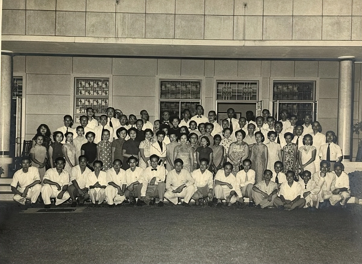 重识巨匠：许铁生与中国现代艺术的南洋之路（图ZMTUyMDQzMzY=） - 资讯 - 站酷设计师壹号观察原创素材 - 站酷ZCOOL