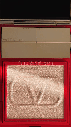 华伦天奴&典韬摄影（图ZMzk1ODE3NTQ4） - 产品摄影 - 站酷设计师典韬视频原创素材 - 站酷ZCOOL