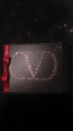 华伦天奴&典韬摄影（图ZMzk1ODE3NTYw） - 产品摄影 - 站酷设计师典韬视频原创素材 - 站酷ZCOOL