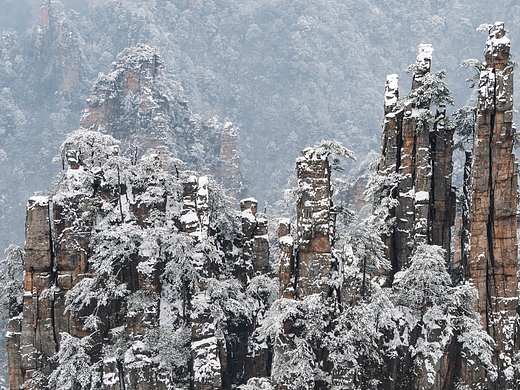 张家界御笔峰雪景