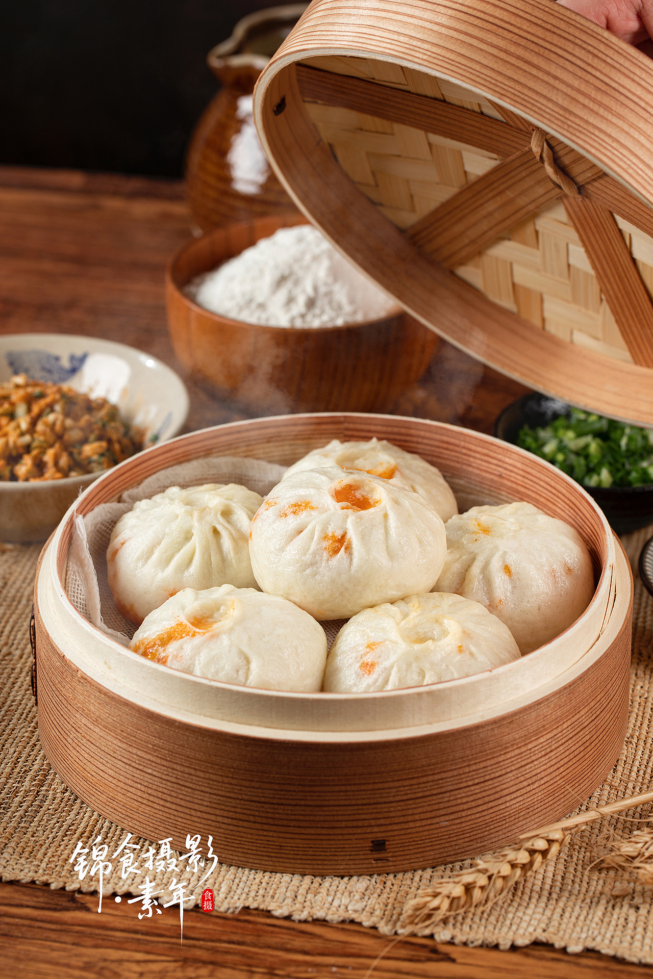 宜昌大福红油包子拍摄/宜昌美食摄影/爆香小龙虾包子