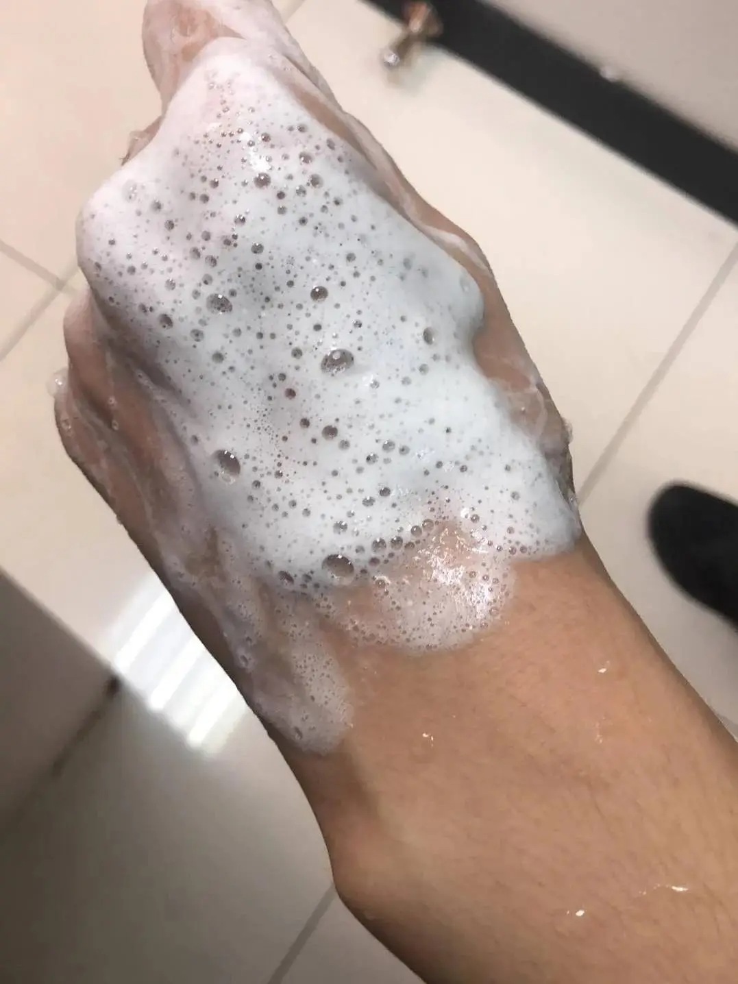 男生洁面必看！这 2 款实测洗感超棒，用过再也没换过品牌！