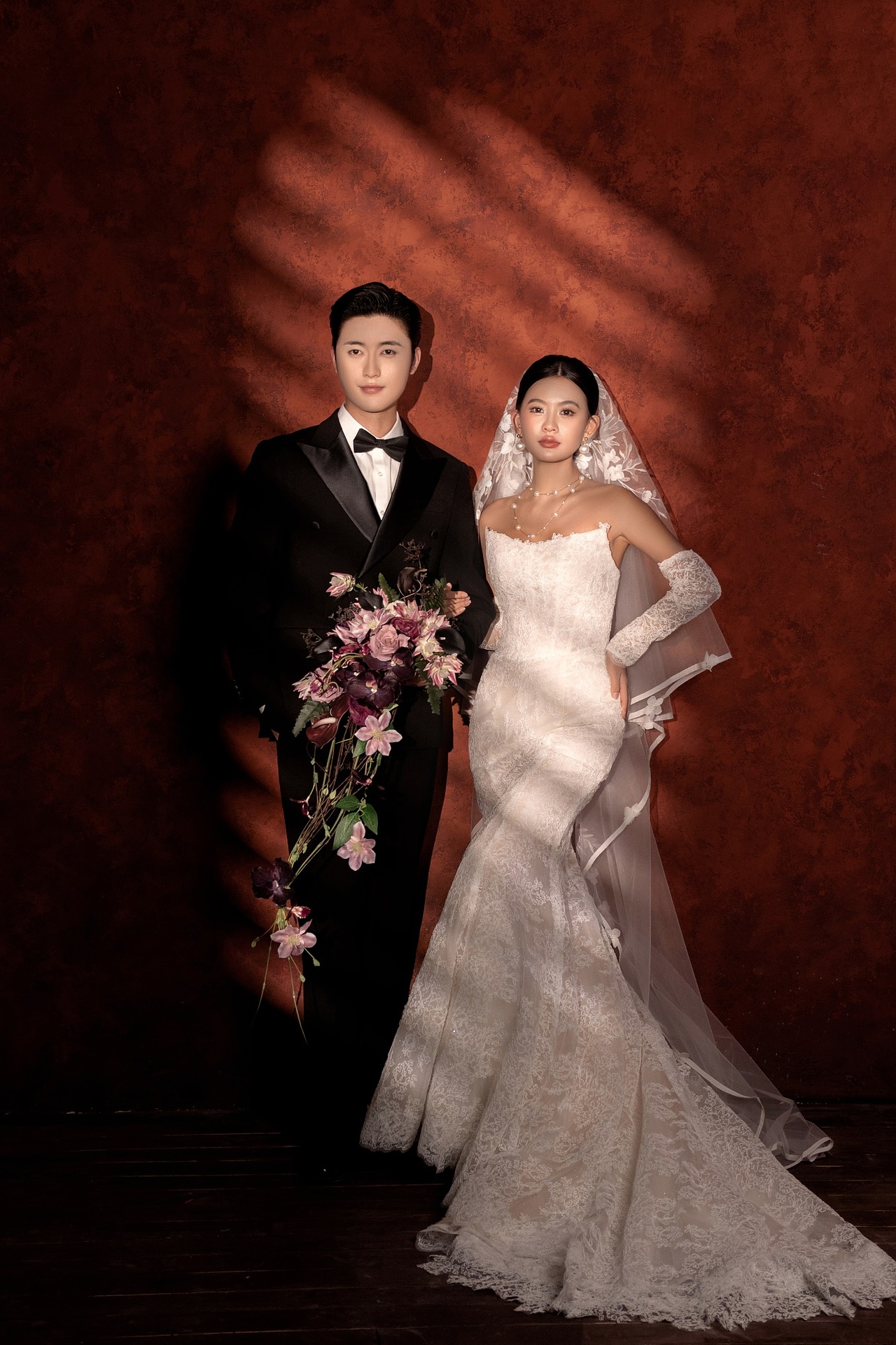 被长辈夸爆的复古婚纱照✨美到发光的高级感（图ZMzk2MDU5MTE2） - 婚礼摄影 - 站酷设计师遇见YUJIAN原创素材 - 站酷ZCOOL