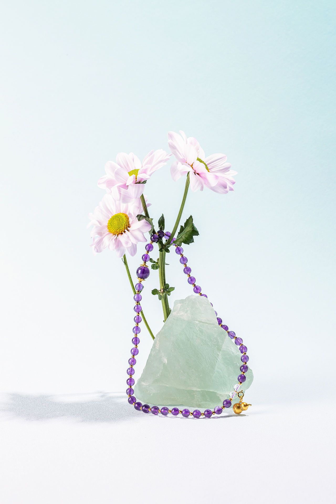 水晶 天然石饰品 创意场景拍摄（图ZMzk2MTE4MDY4） - 产品摄影 - 站酷设计师北京坤师傅摄影原创素材 - 站酷ZCOOL