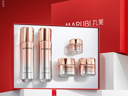 MARUBI丸美礼盒-美妆产品静物场景摄影白底拍摄精修图
