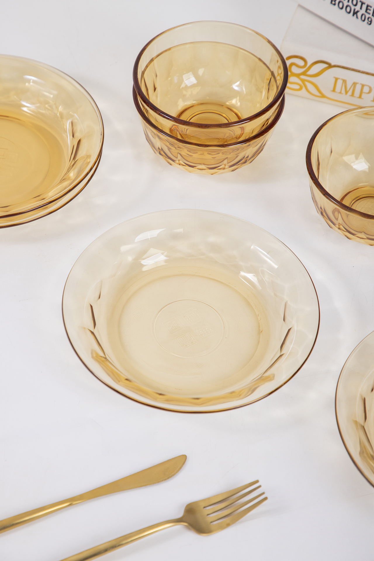 有间|高硼硅钻石琥珀/海棠碗盘套装（图ZMzk2MTc2Mzky） - 产品摄影 - 站酷设计师有间图片社原创素材 - 站酷ZCOOL