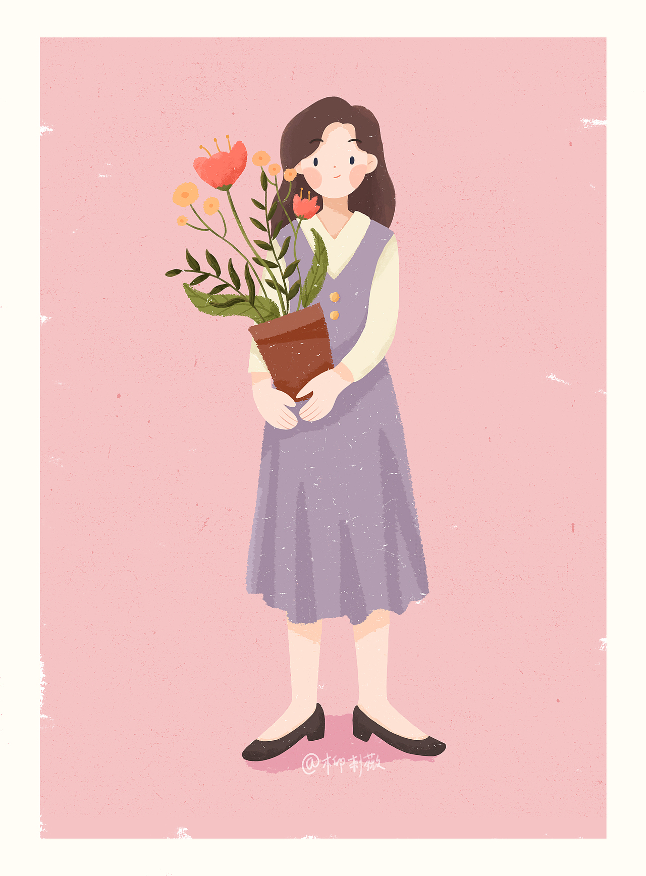 抱着盆栽的女孩