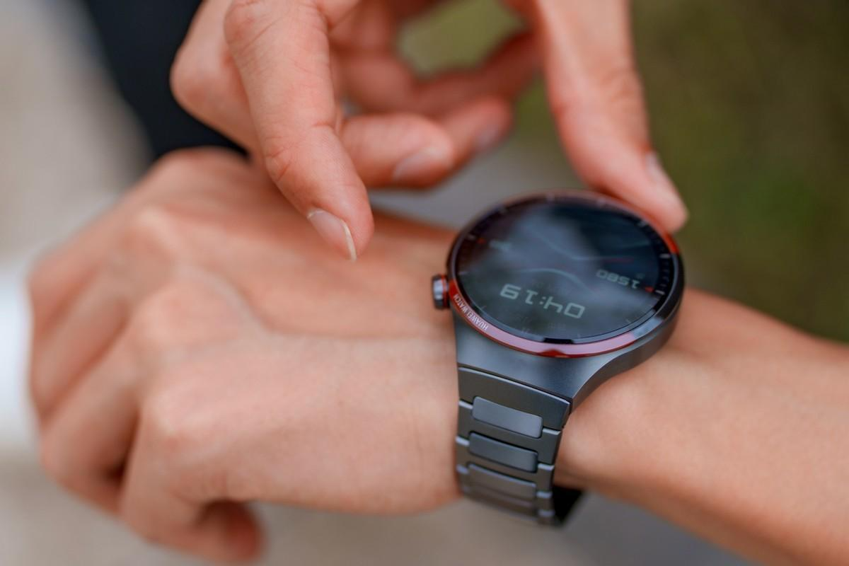 2025智能手表避坑指南｜实测5款爆款选购横评，闭眼入不花冤枉钱！（图ZMTUyMTg2MTY=） - 观点 - 站酷设计师来这个世界看看原创素材 - 站酷ZCOOL