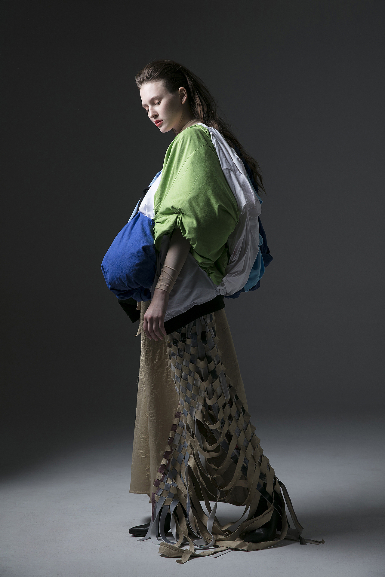 继续服装毕设拍摄