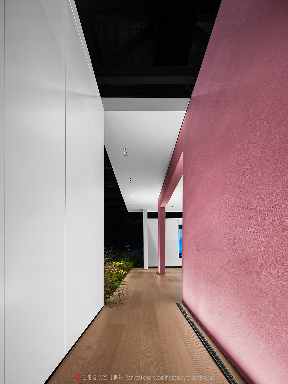 李友友设计|瓦瑟门窗展厅|空间摄影|展厅拍摄作品（图ZMzk2NDIxMTE2） - 商业空间设计 - 站酷设计师江南摄影原创素材 - 站酷ZCOOL