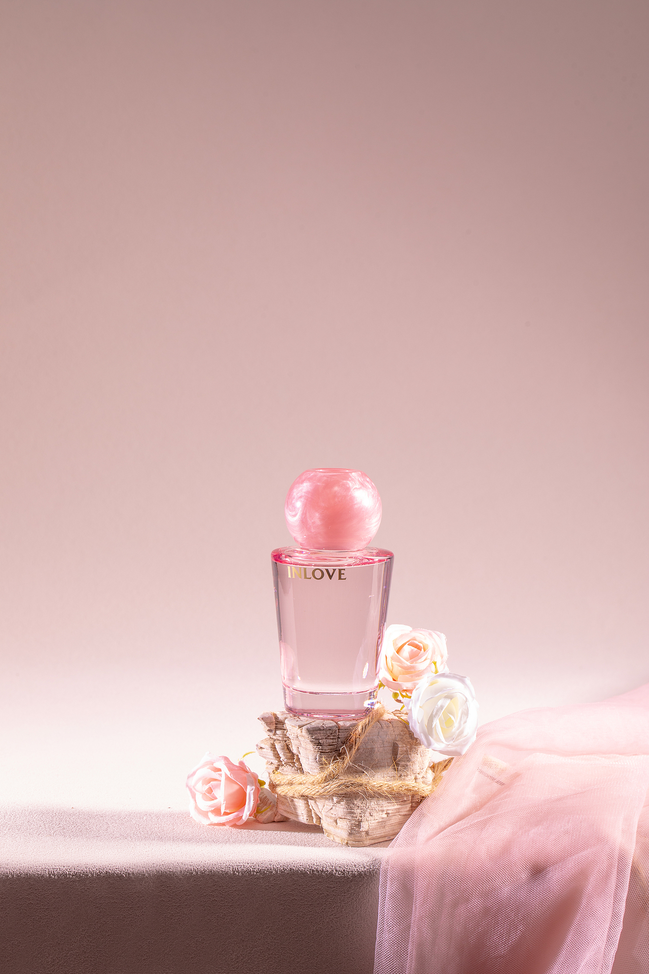 少女感香氛 / 干净质朴产品亦如懵懂豆蔻少女（图ZMzk2NDQ3NDAw） - 产品摄影 - 站酷设计师fmaj7原创素材 - 站酷ZCOOL