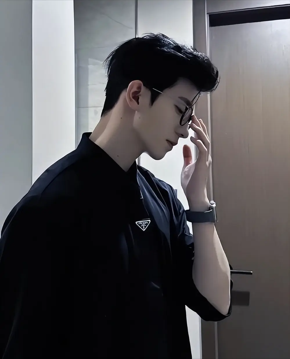 一表多戴”天花板!览邦Watch Ultra:快拆表带【AI+语音+视界】,商务运动无缝切换