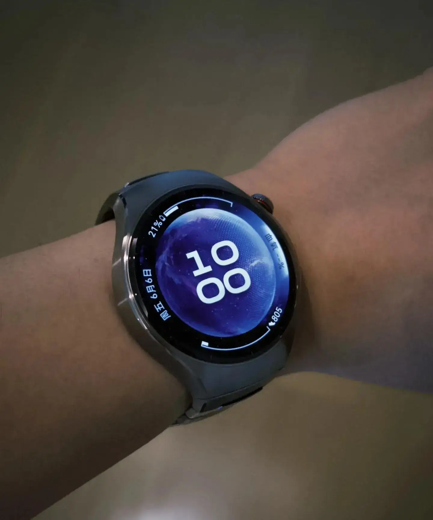 智能手表品牌该怎么选？2025年热门爆款实测：商务精英的「腕上全能管家」超赞！