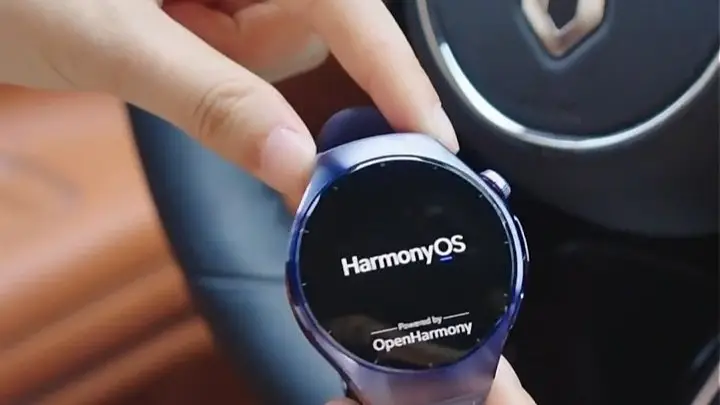 智能手表品牌该怎么选？2025年热门爆款实测：商务精英的「腕上全能管家」超赞！