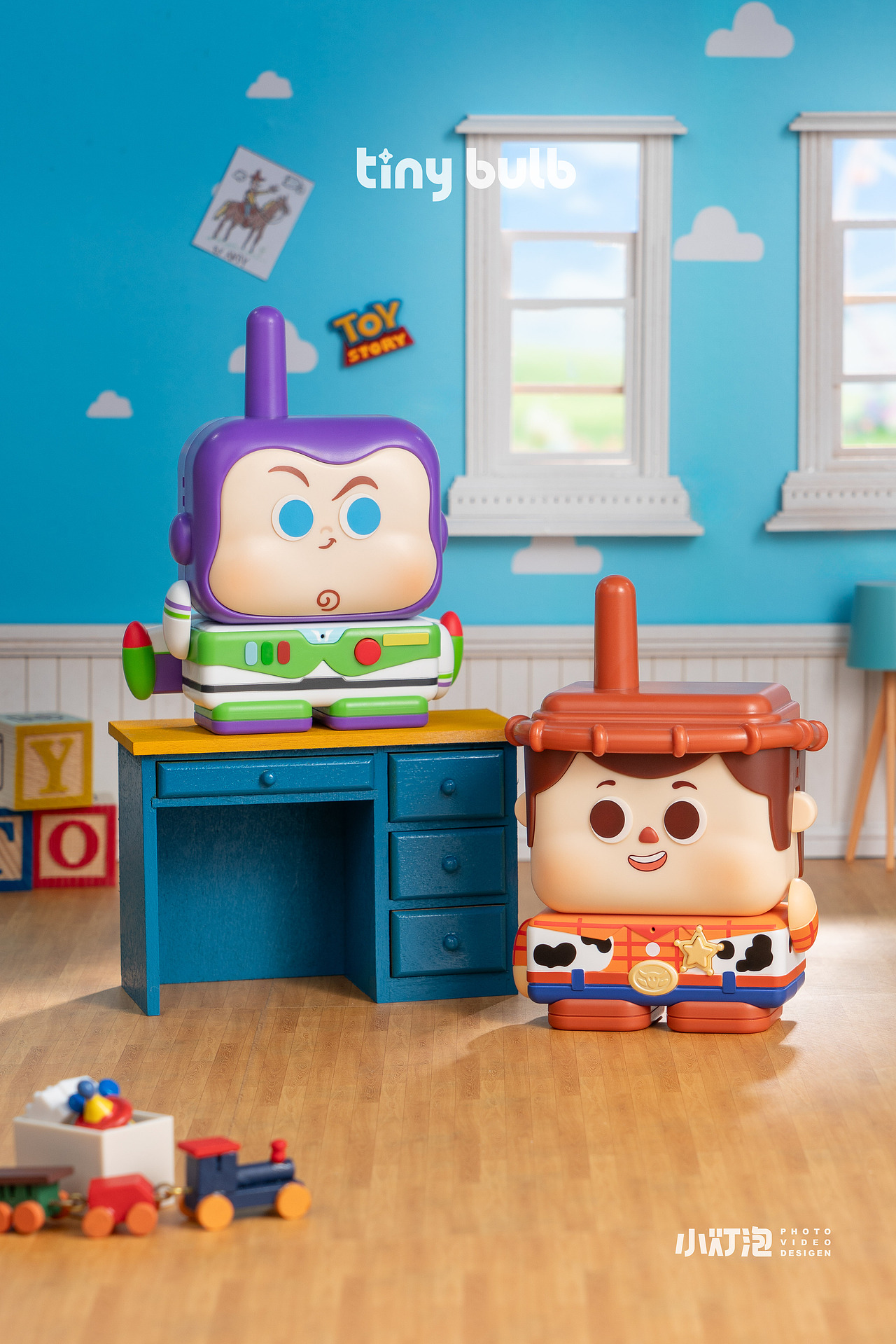 潮玩摄影｜玩具总动员对讲机拍摄（图ZMzk2NTIxNTQw） - 产品摄影 - 站酷设计师小灯泡视觉I潮玩原创素材 - 站酷ZCOOL