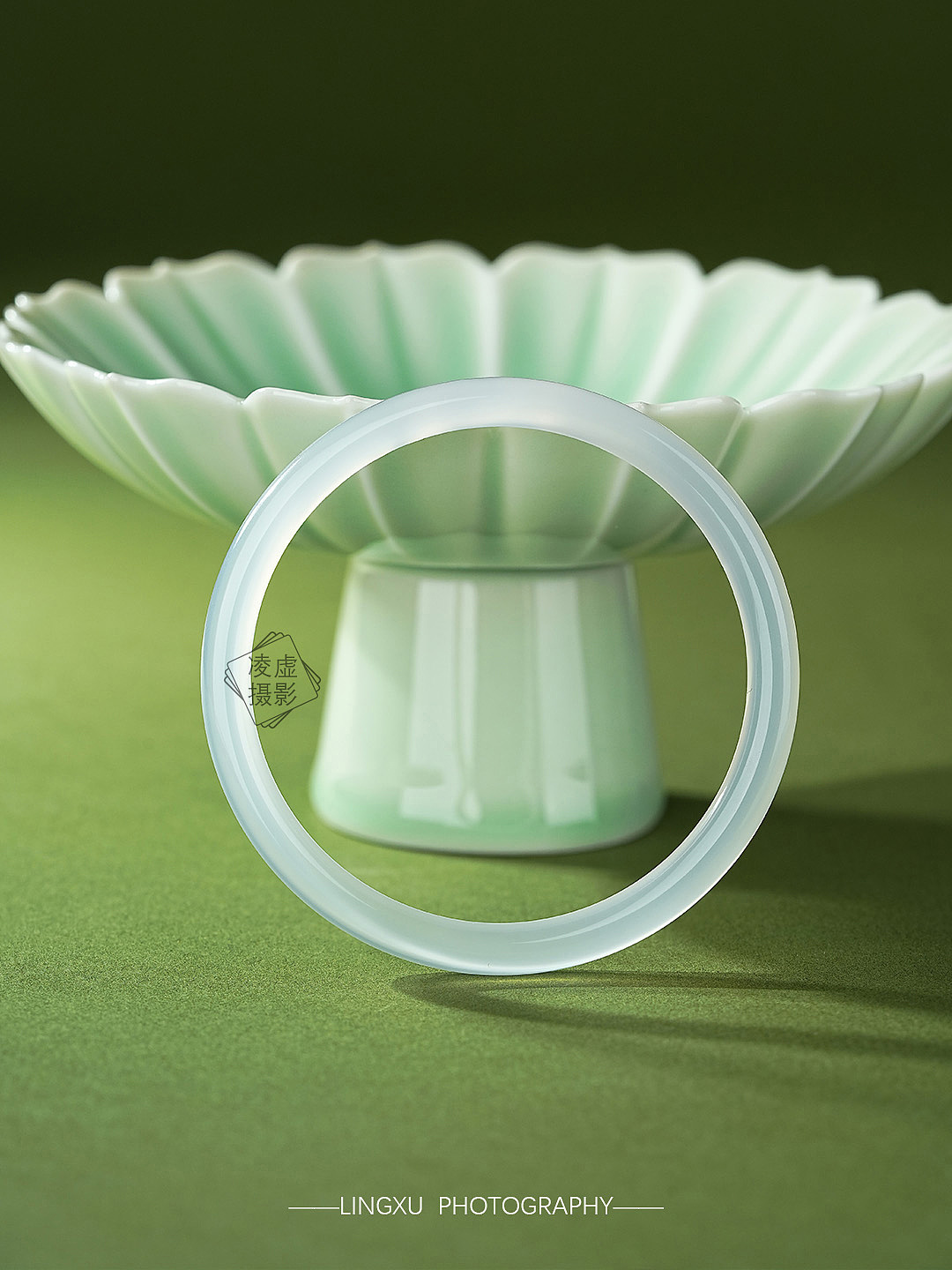 玛瑙手镯的通透感