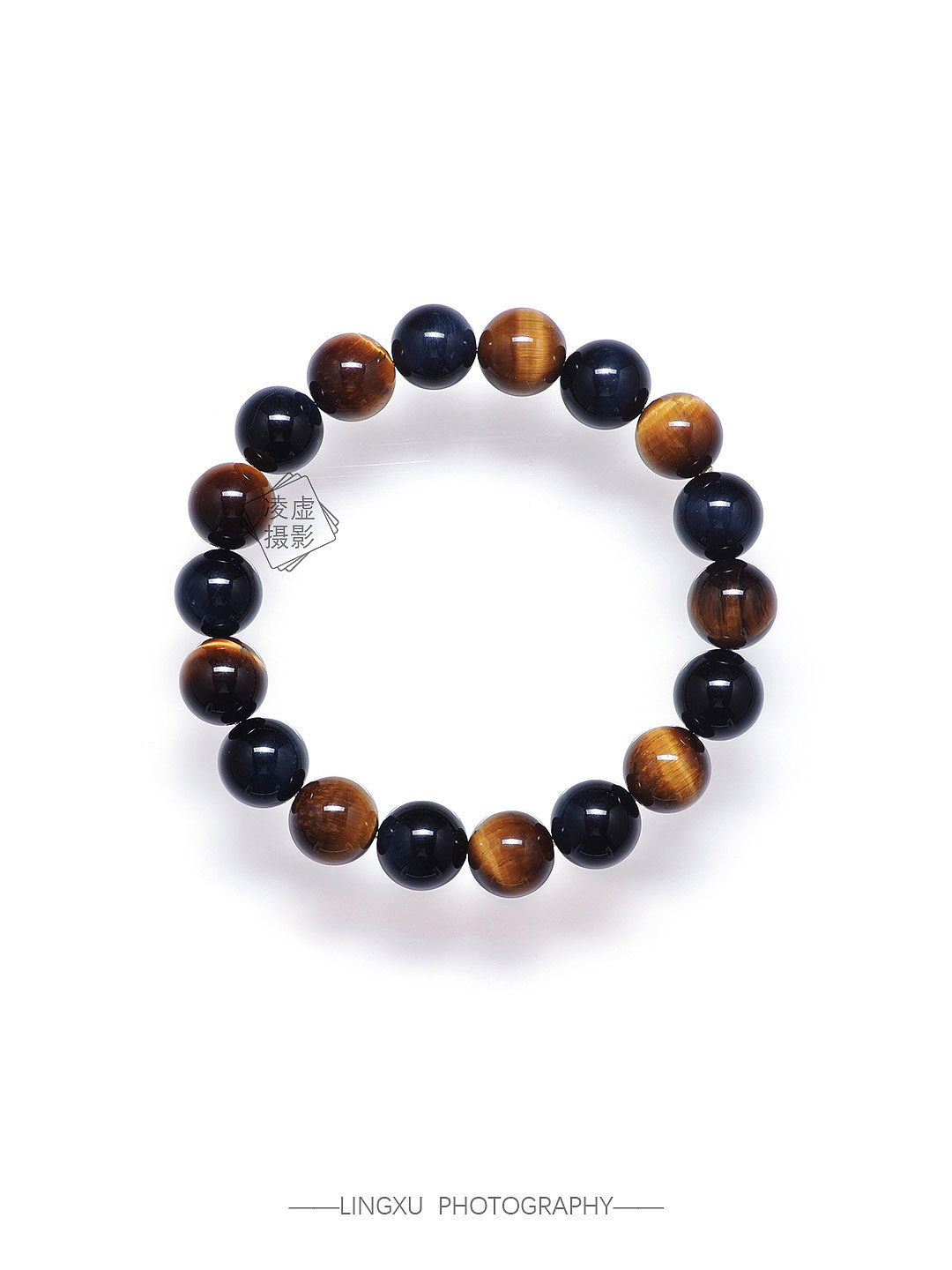 干净通透的水晶白底图