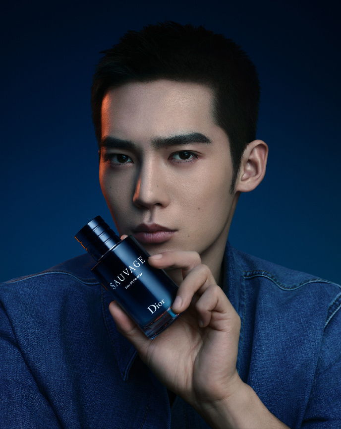 抗皱新趋势！2025男士护肤套装这几款口碑好推荐，洗出“抛光肌”​肤色效果惊人