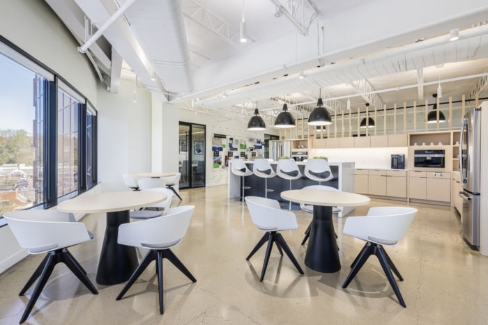 办公楼装修：从演示培训到非正式交流 支持全场景活动的办公设计（图ZMTUyMjgxMDQ=） - 资讯 - 站酷设计师凯悦办公装修原创素材 - 站酷ZCOOL