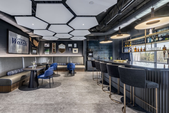 办公楼装修：从演示培训到非正式交流 支持全场景活动的办公设计（图ZMTUyMjgxMTY=） - 资讯 - 站酷设计师凯悦办公装修原创素材 - 站酷ZCOOL