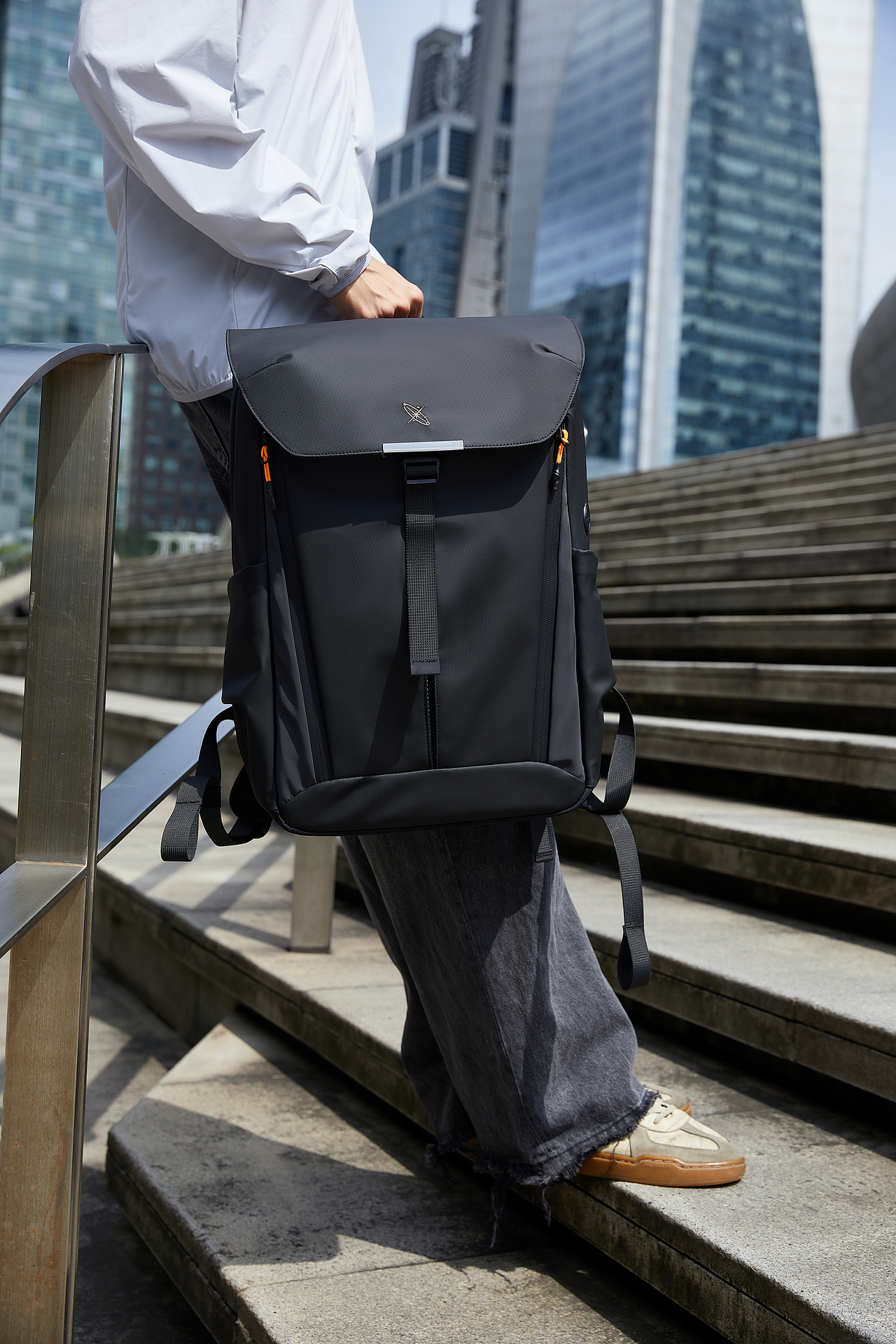 商业摄影｜新品双肩包拍摄｜包包拍摄｜男包拍摄（图ZMzk2ODUyOTg0） - 时尚/艺术摄影 - 站酷设计师摄影师Fengzi原创素材 - 站酷ZCOOL