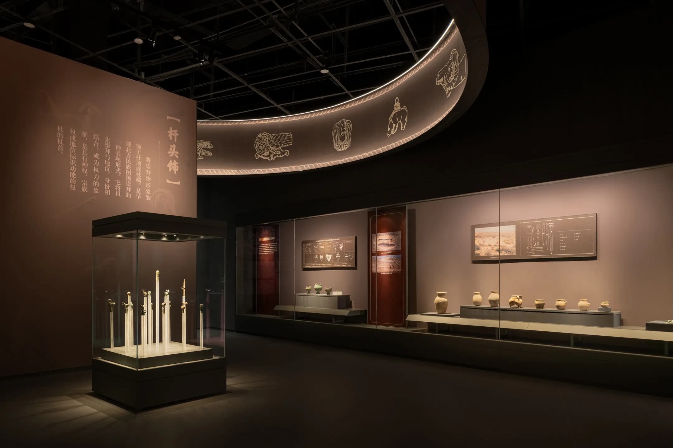 触摸鄂尔多斯的文明脉搏：博物馆里的文物对话与 “多元共生” 回响-森克思科技（图ZMTUyMzIxMzY=） - 观点 - 站酷设计师森克思科技原创素材 - 站酷ZCOOL