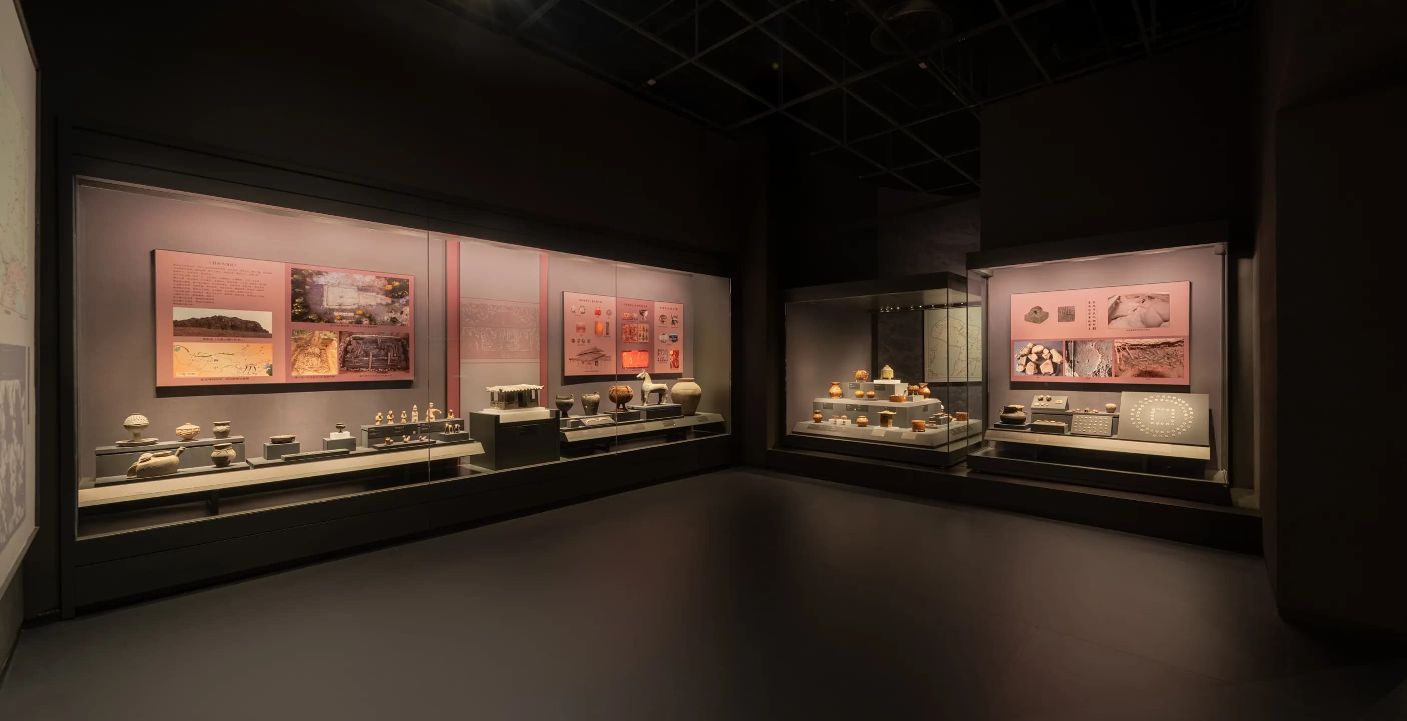 触摸鄂尔多斯的文明脉搏：博物馆里的文物对话与 “多元共生” 回响-森克思科技（图ZMTUyMzIxNDQ=） - 观点 - 站酷设计师森克思科技原创素材 - 站酷ZCOOL