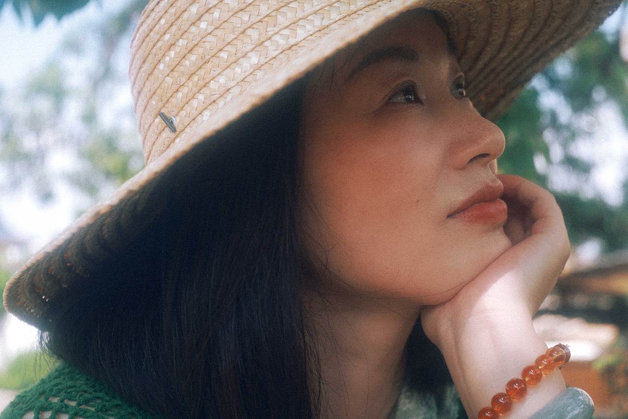 潜入绿色的梦里（图ZMzk3MDc0MTA4） - 人像摄影 - 站酷设计师midy有岸原创素材 - 站酷ZCOOL