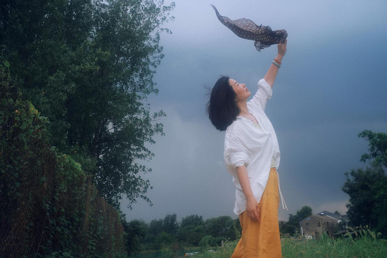 潜入绿色的梦里（图ZMzk3MDc0MTQ4） - 人像摄影 - 站酷设计师midy有岸原创素材 - 站酷ZCOOL