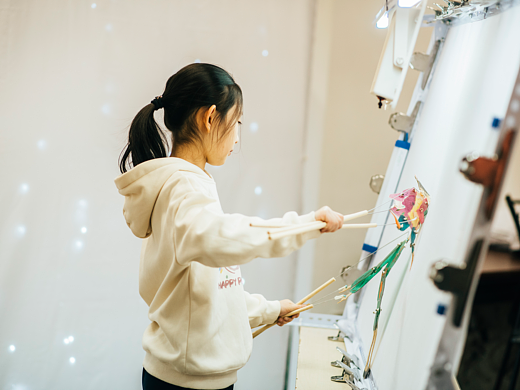 抚顺皮影戏年轻一代 谷雨彤 谷小松